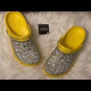 Canary Bling Crocs💛